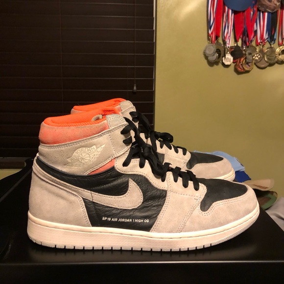 Jordan 1 neutral grey - Picture 3 of 8